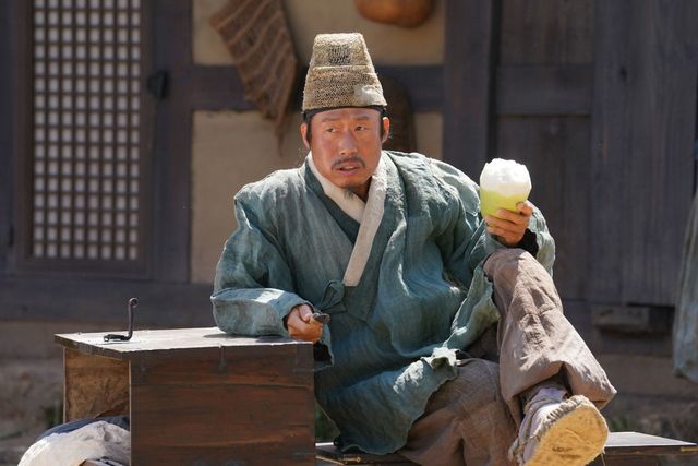 영화 ‘왕과 사는 남자’에서 영월 호장 엄홍도 역을 맡은 유해진.