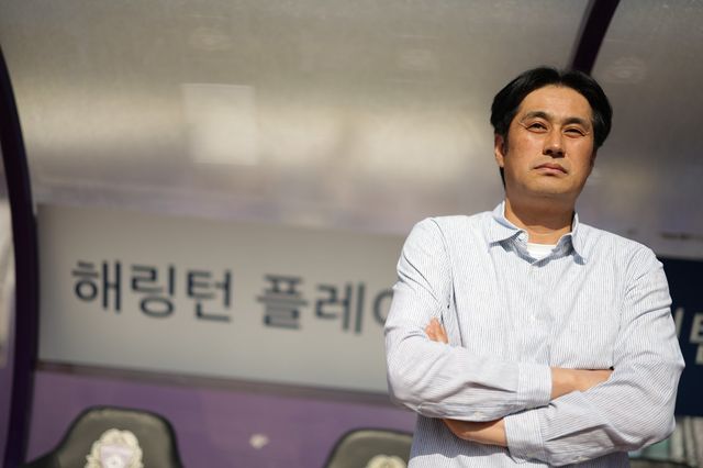 안양 유병훈 감독은 토마스를 대신해 영입된 대니 바커에게 기대감을 드러냈다. 사진제공｜한국프로축구연맹