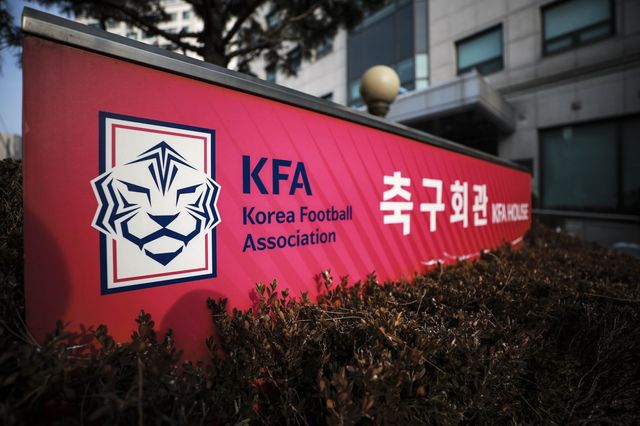 국회 문체위는 30일 대한축구협회 현안 관련 청문회를 개최한다. 하지만 참고인으로 호출된 일부 시도축구협회장이 비협조적 태도를 보여 청문회 진행은 물론 추후 한국축구 현안 해결에도 난항이 예상된다. 뉴시스