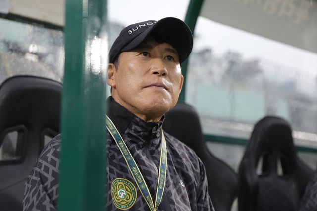 김포 고정운 감독이 29일 인천과 코리아컵 3라운드 원정경기서 1-0 승리를 거둔 뒤 최근 어수선한 구단 상황에도 “선수들이 본연의 임무를 했으면 한다”고 말했다. 사진제공｜대한축구협회