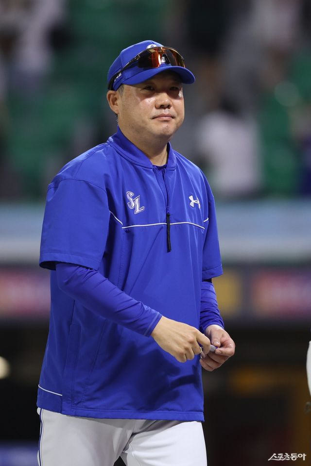 박진만 삼성 감독이 3일 인천 SSG전서 승리한 뒤 미소 짓고 있다. 사진제공｜삼성 라이온즈