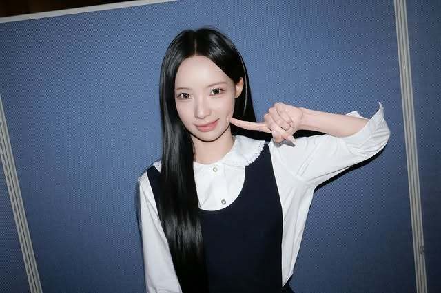 리센느 공식 SNS 캡처