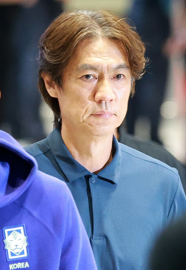 북중미월드컵 실패의 책임을 지고 사퇴한 홍명보 축구국가대표팀 전 감독이 이달 말 예정된 국회 청문회에 직접 출석해 말을 아낀 속사정들을 밝힐 계획이다. 뉴시스