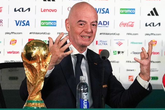 지아니 인판티노 FIFA 회장은 최근 자회사를 설립해 FIFA 주관 대회의 지분을 민간에 매각하려던 시도가 무산된 뒤 사임 압박을 받고 있다. AP뉴시스