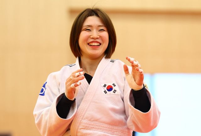 유도국가대표팀 허미미는 독립유공자 허석 선생의 후손이자 일본서 나고 자란 재일교포다. 그는 아이치·나고야아시안게임서 여자 57㎏급과 혼성 단체전을 모두 석권해 시상대 가장 높은 곳에 올라 애국가를 부르겠다는 의지다. 뉴시스