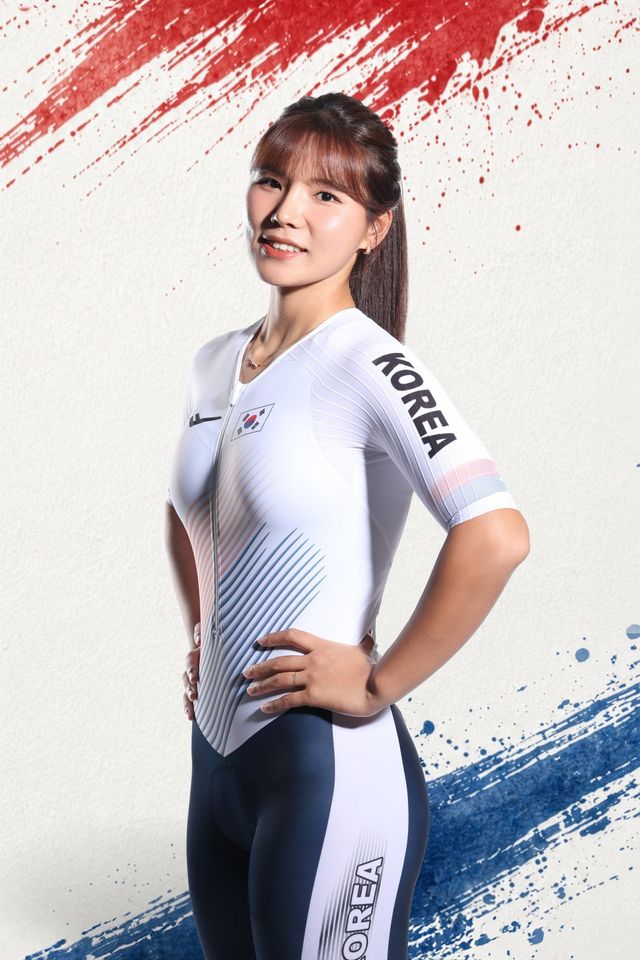 신지은이 20일 신시로 사이클링 로드 코스에서 열린 2026아이치·나고야아시안게임 사이클 여자 도로 독주에서 동메달을 획득하며 한국에 대회 첫 메달을 안겼다. 사진제공｜대한체육회