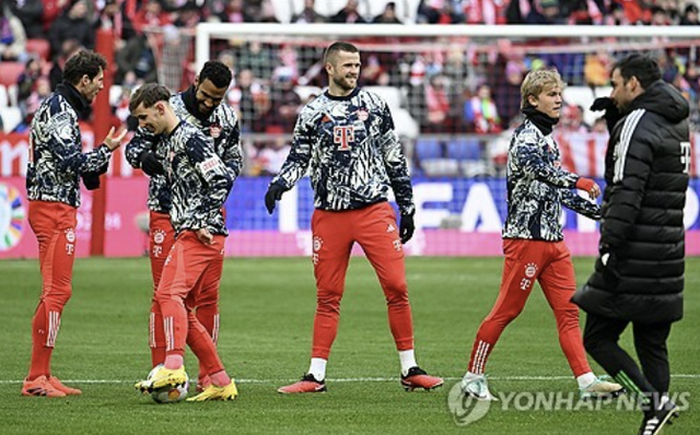 독일 바이에른 뮌헨 신입 수비수 에릭 다이어가 25일 독일 뮌헨 알리안츠 아레나에서 열린 분데스리가 뮌헨-우니온 베를린전에서 후반 45분을 뛰었다. 다이어는 소속팀 무실점 승리에 기여했다. 뮌헨 연합뉴스