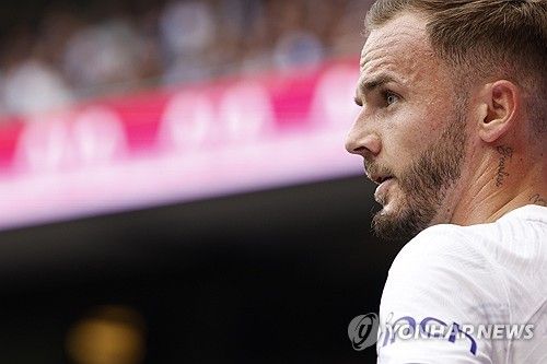 맨체스터 시티가 27일 영국 런던 토트넘 홋스퍼 스타디움에서 열린 토트넘 홋스퍼와의 2023-24시즌 FA컵 32강 맞대결서 네이선 아케의 결승골로 1-0 승리했다. 2018년 10월 이후 약 6년 동안 토트넘 원정서 무득점, 무승을 기록했던 맨시티는 이 경기로 징크스를 깨뜨리고 대회 16강에 진출했다. 런던 연합뉴스