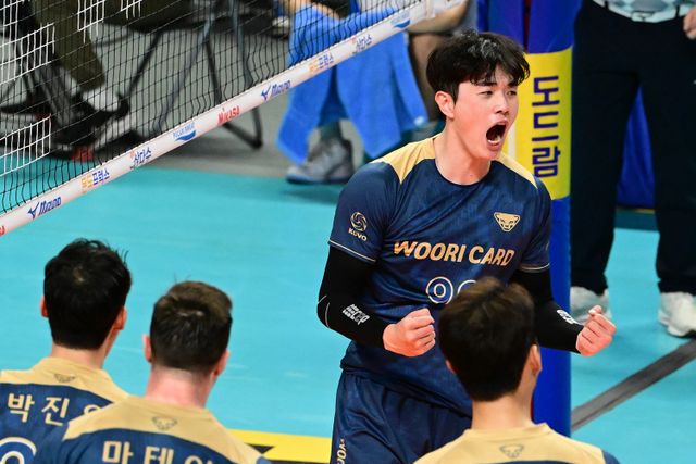 31일 삼성화재전에서 최고의 활약을 펼친 남자프로배구 우리카드 아웃사이드 히터 김지한. KOVO 제공
