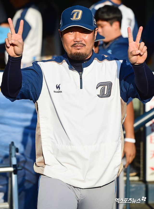 이호준 감독의 선수 시절. 그는 NC 주장으로 수많은 영광의 순간을 함께했다. 엑스포츠뉴스 DB