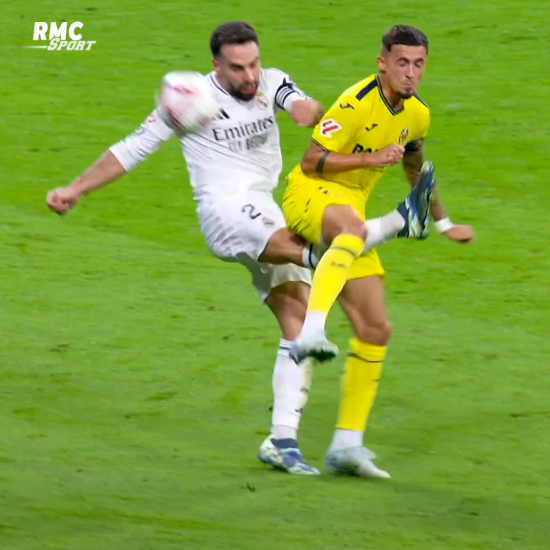 카르바할이 6일(한국시간) 스페인 마드리드에 있는 산티아고 베르나베우에서 열린 레알 마드리드와 비야레알의 2024-2025시즌 라리가 9라운드 홈 경기에 우측 풀백으로 선발 출장했다.&nbsp; 2-0으로 레알이 앞서던 후반 추가시간 47분 카르바할은 상대 예레미 피노와 충돌한 뒤 쓰러졌다. 카르바할은 오른쪽 무릎을 부여 잡고 극심한 통증을 호소했다. 동료들이 그에게 달려들어 그의 상태를 살폈지만, 좀처럼 통증을 주체하지 못했다.&nbsp;중계화면