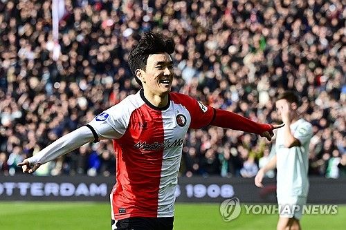 네덜란드 매체 푸트발프리미어는 지난 8일(한국시간) 다른 네덜란드 매체 '텔레그라프' 기자 발렌틴 드리센이 황인범의 열정이 너무 과하다며 엉덩이를 차서 죽여버리고 싶다고 말했다고 전했다.&nbsp;연합뉴스