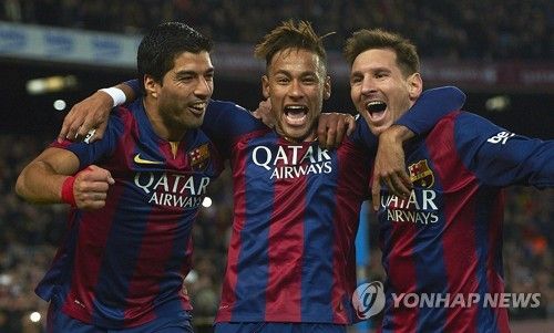 미국 '월스트리트 저널'이 1일(한국시간) 알 힐랄 선수 네이마르가 미국 플로리다 주 마이애미 해변에 부동산을 구매해 이곳에 저택을 지을 계획이라고 전했다.&nbsp;사우디아바리아 기자도 네이마르가 인터 마이애미로 향할 거라고 독점보도해 이적설이 불거졌다. 연합뉴스