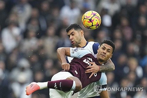 영국 매체 풋볼 인사이더가 12일(한국시간) 토트넘이 레알 마드리드의 로메로에 대한 관심에 대해 흥미를 느끼지 않고 있다고 보도했다.&nbsp;연합뉴스