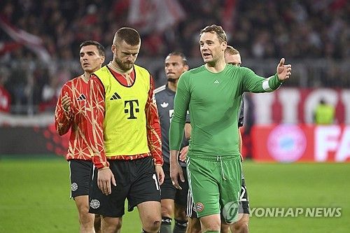 스카이스포츠 독일이 12일(하국시간) 바이에른 뮌헨이 백업 자원으로 밀려난 내년 여름 계약이 끝나면 결별 수순을 밟는다고 전했다.&nbsp;여기에 영국 매체 TBR 풋볼이 뮌헨을 떠날 것이 유력한 다이어가 프리미어리그 3구단의 관심을 받아 프리미어리그로 복귀할 수 있다라고 전했다.&nbsp;