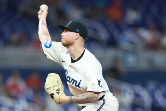 KIA 타이거즈가 미국 현지에서 나온 우완투수 아담 올러의 계약설에 관해 아직 정해진 게 없다는 입장을 전했다. 구단 관계자는 올러가 영입 리스트에 있는 투수 중 한 명인 건 맞지만, 계약을 논할 상황이 아니고, 구단이 관심을 갖고 있는 정도라고 설명했다. AFP 연합뉴스