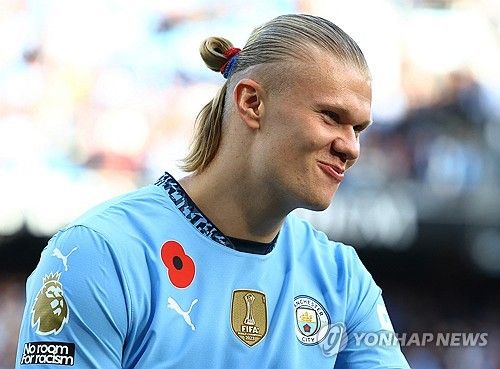 영국 매체 스포츠 위트니스가 13일(한국시간) 맨시티 CEO 페란 소리아노가 최근 홀란과의 재계약 합의를 위해 노르웨이로 출국했다고 보도했다.&nbsp;연합뉴스