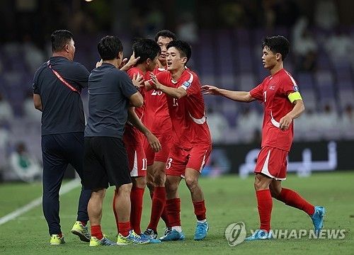북한 축구 국가대표팀이 14일(이하 한국시간) 저녁 11시 라오스 비엔티안의 라오스 신국립 경기장에서 이란과 2026 FIFA 북중미 월드컵 아시아 3차예선 A조 5차전에서 2-3으로 석패했다. 사진 연합뉴스