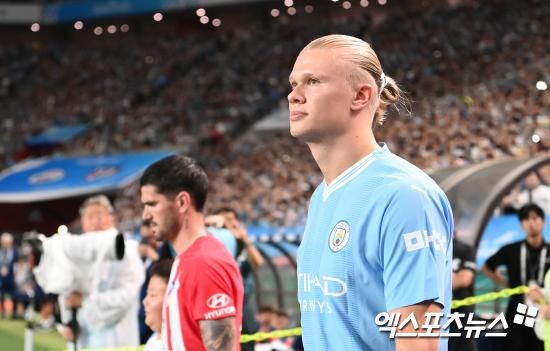 영국 매체 스포츠 위트니스가 13일(한국시간) 맨시티 CEO 페란 소리아노가 최근 홀란과의 재계약 합의를 위해 노르웨이로 출국했다고 보도했다.&nbsp;엑스포츠뉴스DB