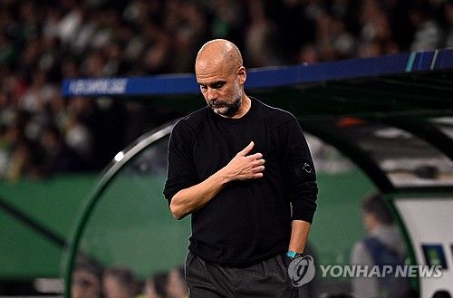 영국 매체 팀토크가 16일(한국시간) 맨체스터 시티가 과르디올라 감독과 계약 연장에 합의하고 곧 공식 발표가 있을 것이라고 보도했다.&nbsp;연합뉴스