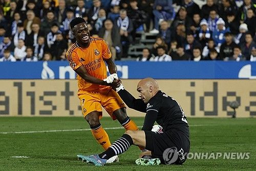 레알이 25일(한국시간) 스페인 레가네스에 있는 부타르케 시립 경기장에서 열린 레가네스와의 2024-2025시즌 라리가 14라운드 원정 경기에서 3-0 완승을 거뒀다.&nbsp;연합뉴스