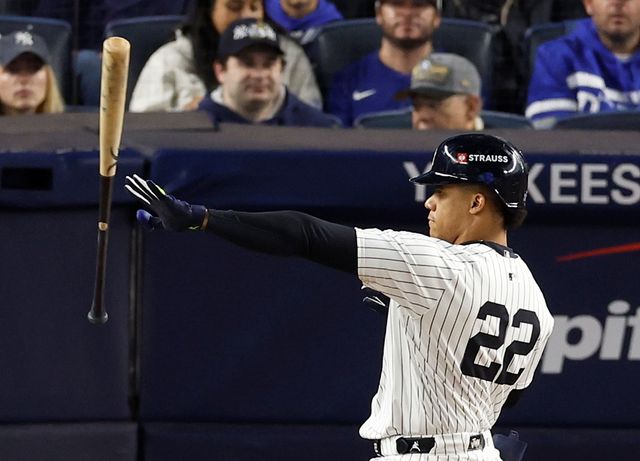 26일 MLB.com에 따르면 다저스는 소토를 향한 영입 제안을 건넸다. MLB.com 소속 존 모로시 기자에 따르면 총 5구단이 소토에게 영입 조건을 전달했다. 다저스를 포함해 보스턴 레드삭스, 뉴욕 양키스, 뉴욕 메츠, 토론토 블루제이스다.&nbsp;UPI 연합뉴스