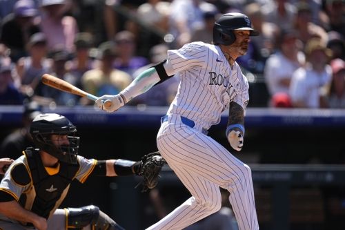  두산 구단은&nbsp;26일 외국인 타자 제이크 케이브와 계약금 20만(한화 약 2억 8000만 원)·연봉 80만 달러(11억 2000만 원)에 총액 100만 달러(한화 약 14억 원)로 계약을 공식 발표했다. AP 연합뉴스