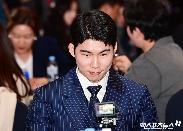 키움 내야수 김혜성은 꿈꿔왔던 메이저리그 진출을 눈앞에 두고 있다. 유력 행선지로 시애틀의 이름이 들려오는 가운데, 그가 28번째 코리안빅리거가 될 수 있을지 많은 관심이 쏠리고 있다. 엑스포츠뉴스 DB