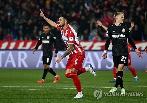 즈베즈다가 28일(한국시간) 세르비아 베오그라드에 있는 스타디온 라이코 미티치에서 열린 슈투트가르트(독일)와의 2024-2025시즌 유럽축구연맹(UEFA) 챔피언스리그 리그 페이즈 5차전에서 5-1로 대승을 거뒀다.&nbsp; 설영우가 오른쪽 풀백으로 선발 출장한 가운데 도움을 기록하면서 즈베즈다의 대승에 기여했다. 즈베즈다는 이날 승리로 리그 페이즈 단계에서 첫 승을 신고했고 31위(1승 4패・승점 3)로 소폭 상승했다.&nbsp;연합뉴스