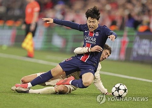 엔리케 감독이 지난 29일(한국시간) 프랑스 파리 근교의 PSG 캠퍼스에서 진행된 낭트와의 2024-2025시즌 리그1 13라운드 홈 경기를 앞두고 열린 기자회견에서 최근 유럽 대항전에서 부진한 팀 상황에 대해 입을 열었다.&nbsp;연합뉴스