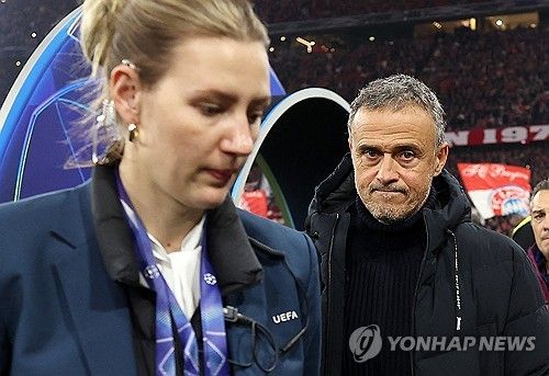 엔리케 감독이 지난 29일(한국시간) 프랑스 파리 근교의 PSG 캠퍼스에서 진행된 낭트와의 2024-2025시즌 리그1 13라운드 홈 경기를 앞두고 열린 기자회견에서 최근 유럽 대항전에서 부진한 팀 상황에 대해 입을 열었다.&nbsp;연합뉴스