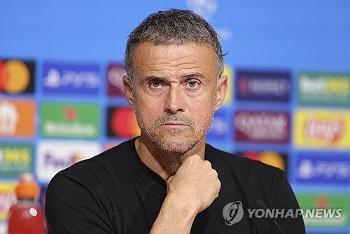 엔리케 감독이 지난 29일(한국시간) 프랑스 파리 근교의 PSG 캠퍼스에서 진행된 낭트와의 2024-2025시즌 리그1 13라운드 홈 경기를 앞두고 열린 기자회견에서 최근 유럽 대항전에서 부진한 팀 상황에 대해 입을 열었다.&nbsp;연합뉴스
