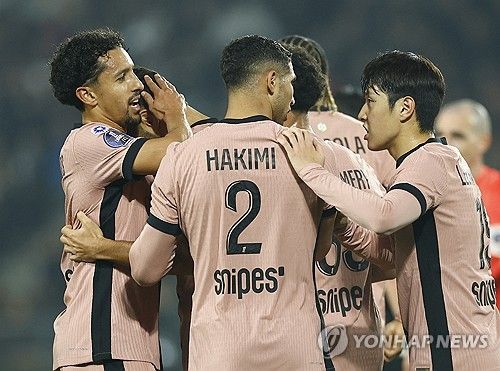 엔리케 감독이 지난 29일(한국시간) 프랑스 파리 근교의 PSG 캠퍼스에서 진행된 낭트와의 2024-2025시즌 리그1 13라운드 홈 경기를 앞두고 열린 기자회견에서 최근 유럽 대항전에서 부진한 팀 상황에 대해 입을 열었다.&nbsp;연합뉴스
