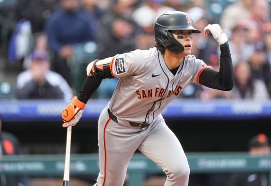 지난 6월 정규시즌 경기 중 왼쪽 어깨 부상으로 수술을 받았던 이정후가 내년 2월 소속팀 샌프란시스코 자이언츠 스프링캠프 시작에 맞춰 정상적으로 합류할 것으로 보인다. 사진 연합뉴스