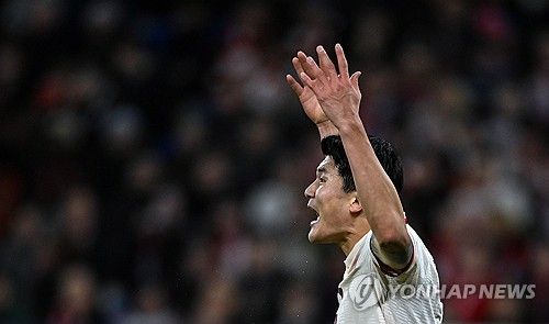 뮌헨이 11일(한국시간) 독일 겔젠키르헬에 있는 아레나 아우프샬케에서 열린 샤흐타르 도네츠크(우크라이나)와의 2024-2025시즌 유럽축구연맹(UEFA) 챔피언스리그 리그 페이즈 6차전에서 5-1 대승을 거뒀다.&nbsp;연합뉴스