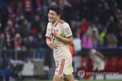 바이에른 뮌헨 아랍어 뉴스 채널인 FC바이에른2에 따르면. 김민재는 2024-2025시즌 전반기에 무릎 부상에도 불구하고 무사히 마무리할 수 있어 다행이라고 밝혔다.&nbsp;연합뉴스