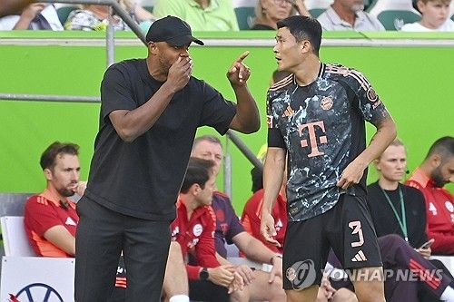 바이에른 뮌헨 아랍어 뉴스 채널인 FC바이에른2에 따르면. 김민재는 2024-2025시즌 전반기에 무릎 부상에도 불구하고 무사히 마무리할 수 있어 다행이라고 밝혔다.&nbsp;연합뉴스