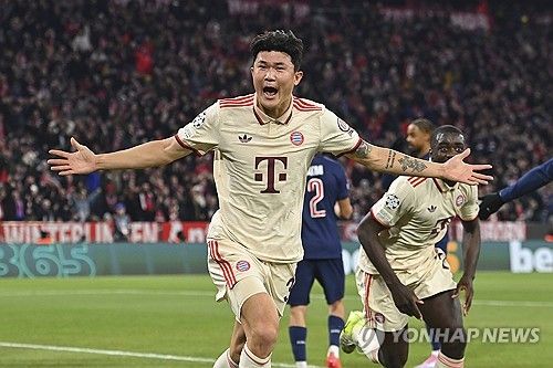 바이에른 뮌헨 아랍어 뉴스 채널인 FC바이에른2에 따르면. 김민재는 2024-2025시즌 전반기에 무릎 부상에도 불구하고 무사히 마무리할 수 있어 다행이라고 밝혔다.&nbsp;연합뉴스