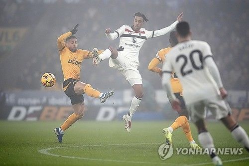 비토르 페레이라 감독이 이끄는 울버햄튼이 27일(한국시간) 영국 울버햄튼에 있는 몰리뉴 스타디움에서 열린 맨체스터 유나이티드와의 2024-2025시즌 프리미어리그 18라운드 홈 경기에서 2-0으로 승리했다.&nbsp;연합뉴스