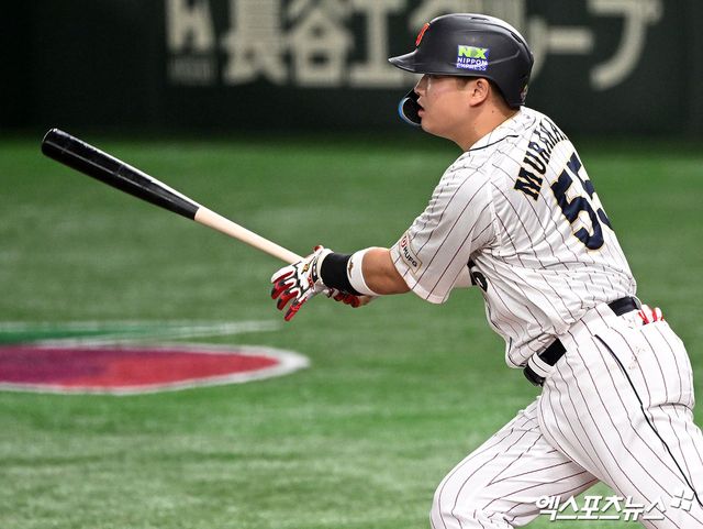 NPB 야쿠르트 내야수 무라카미가 2025시즌 종료 뒤 포스팅을 통한 2026년 메이저리그 무대 도전을 선언했다. 엑스포츠뉴스 DB
