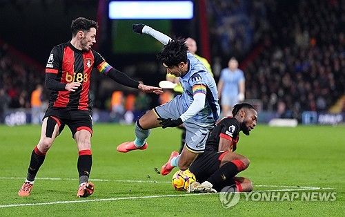 토트넘이 6일(한국시간) 영국 본머스에 있는 바이탈리티 스타디움에서 열린 본머스와의 2024-2025시즌 프리미어리그 14라운드 원정 경기에서 0-1로 패했다.&nbsp;연합뉴스