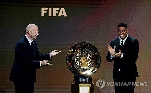 울산이 6일(한국시간) 미국 플로리다주 마이애미에 있는 텔레문도 센터에서 열린 대회 조 추첨식에서 도르트문트(독일), 플루미넨시(브라질), 마멜로디 선다운스(남아프리카공화국)와 F조에 속했다.&nbsp;연합뉴스