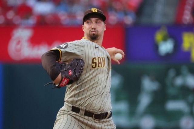 미국프로야구 메이저리그 뉴욕 양키스가 FA 시장에 나온 좌완투수 블레이크 스넬 영입에 관심을 보이고 있다. 스넬과 합의에 이르지 못한 뒤 마커스 스트로먼을 품었지만, 여전히 FA 좌완투수 영입을 고려하고 있는 것으로 알려졌다. AFP 연합뉴스