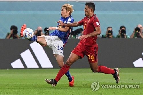 일본 매체들이 2일(한국시간) JFA가 성범죄에 연루돼 귀국 조치를 받았던 이토 준야를 다시 팀에 잔류시키기로 했다고 전했다.&nbsp;EPA 연합뉴스