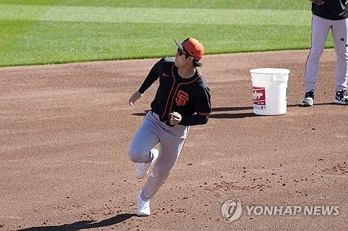 미국 메이저리그 샌프란스시코 자이언츠의 이정후가 미국 무대 첫 실전에 나선다. 28일 오전 5시 5분(한국시간) 미국 애리조나주 스코츠데일 스타디움에서 열리는 2023 메이저리그 시범경기 시애틀 매리너스전에 선발 출전한다.&nbsp;사진 연합뉴스