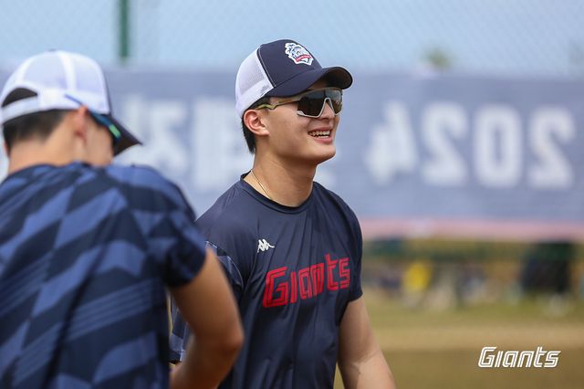 지난 2월 1일부터 괌 데데도 스포츠 컴플렉스 야구장에서 스프링캠프 훈련을 소화 중인 롯데 자이언츠 외야수 윤동희. 사진 롯데 자이언츠 제공