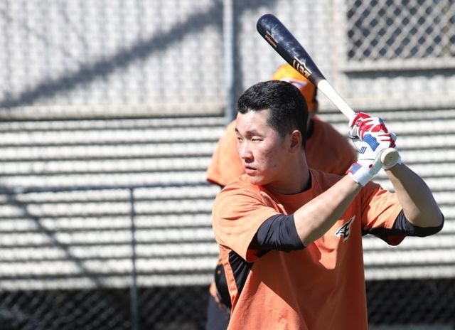 한화 이글스 황영묵이 호주 멜버른 볼파크에서 열린 한화 1군 스프링캠프에서 훈련을 하고 있다. 한화 이글스 제공.