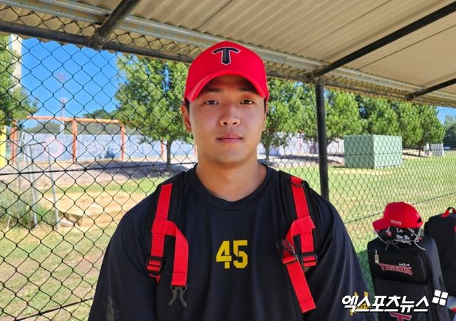 7일 호주 캔버라 나라분다 볼파크에서 진행된 KIA 타이거즈 스프링캠프, 신인 투수 김민주가 인터뷰에 임하고 있다. 캔버라, 유준상 기자