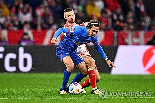 독일 명문 바이에른 뮌헨으로 임대된 수비수 에릭 다이어가 다음 시즌 자유계약 신분에 따른 완전 이적 조건을 달성했다. 김민재와 함께 새 시즌에도 같이 센터백 라인을 형성할 가능성이 커졌다. 연합뉴스