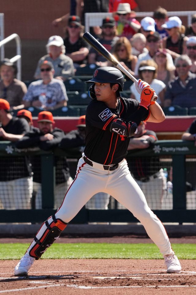 이정후는 2일 미국 애리조나주 스코츠데일 스타디움에서 열린 2024 미국프로야구 메이저리그 텍사스와의 홈 시범경기에 1번타자 겸 중견수로 선발 출전해 3타수 1안타를 기록했다. 3경기 연속 안타 행진을 이어간 이정후의 시범경기 성적은 9타수 4안타 타율 0.444 1홈런 1타점이 됐다. USA투데이스포츠 연합뉴스